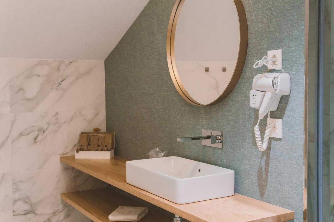 Hotel Candor A Lama Екстер'єр фото